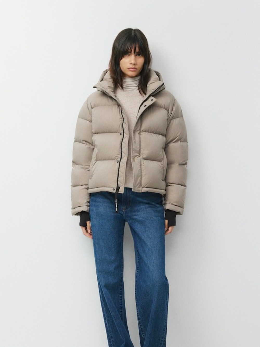 Aritzia: The Super Puff Shorty - cliMATTE